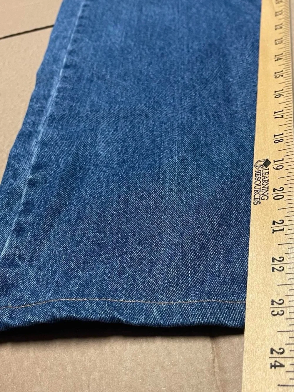Levi's 505 Regular Fit Jeans Mens 33x23 Blue Rugged Medium Wash Straight Leg
